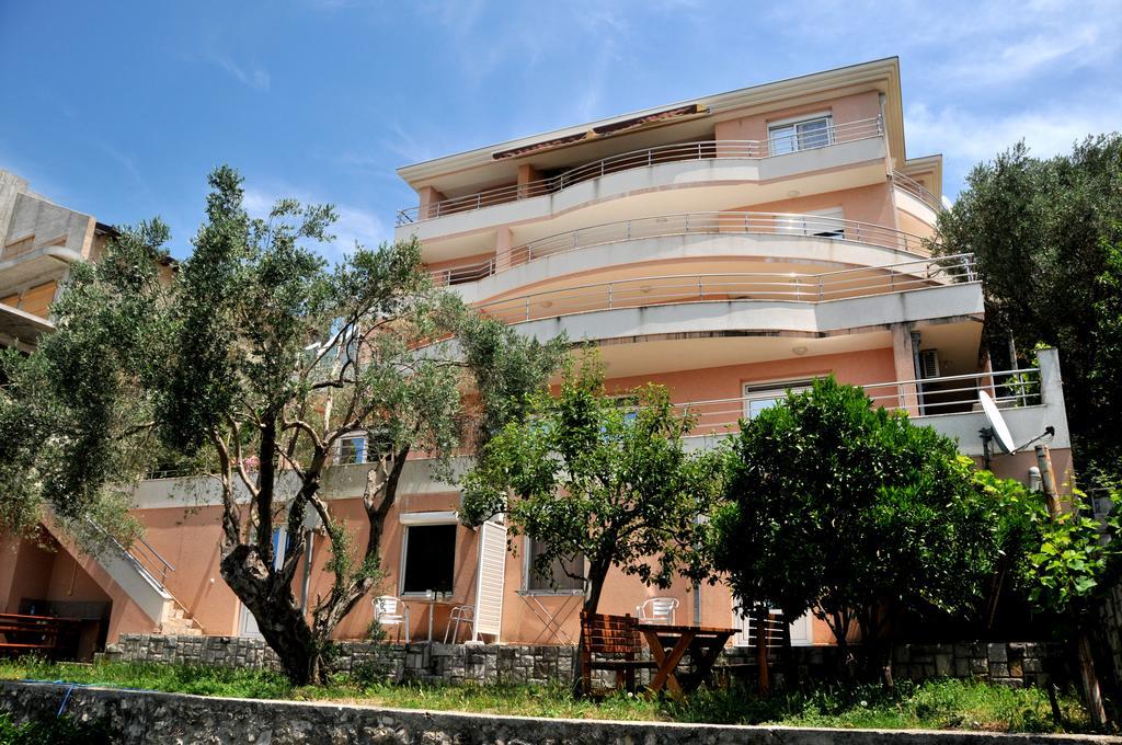 Nikic Apartments Ulcinj Eksteriør bilde